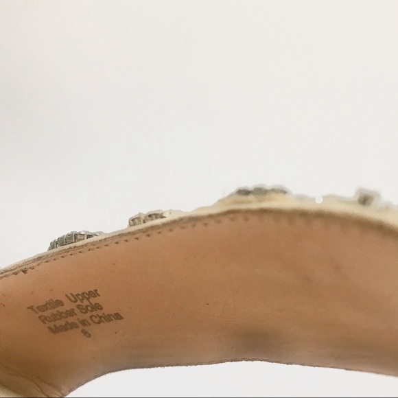 Badgley Mischka Hatch Crystal Embellished Sandal Shirt Size 8 - Picture 15 of 16